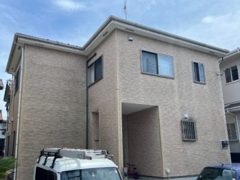 横浜市栄区H様邸超低汚染リファイン1000SI-IR外壁塗装施工前画像